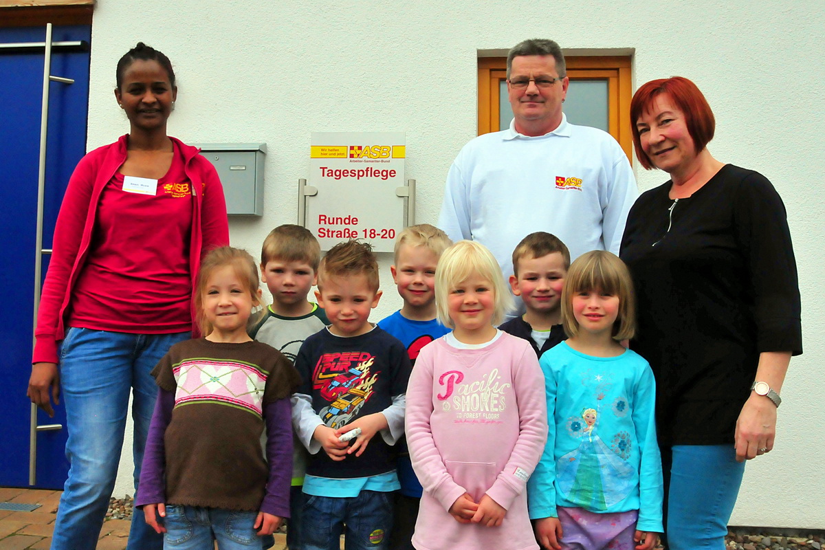 ASB-Tagepflege bekommt besuch von der Kita Baschelino