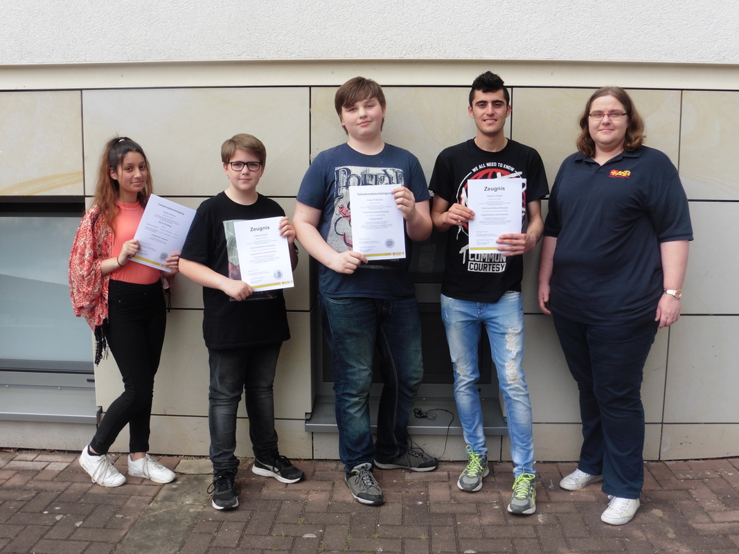 ASB bildet Schulsanitäter der Oberschule Bückeburg aus